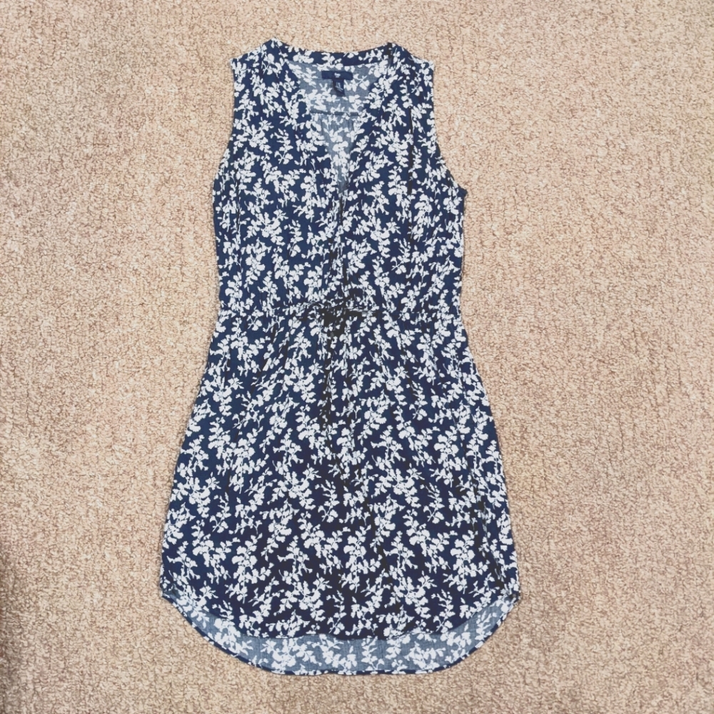 Gap XS Sleeveless Navy Blue and White Floral Print Dress